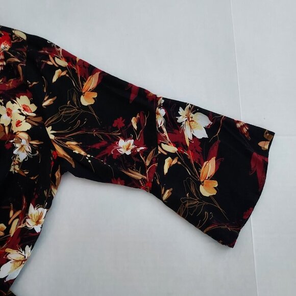 J Jill Black/Red Foliage 3/4 Sleeve Top Size Large - Picture 6 of 9